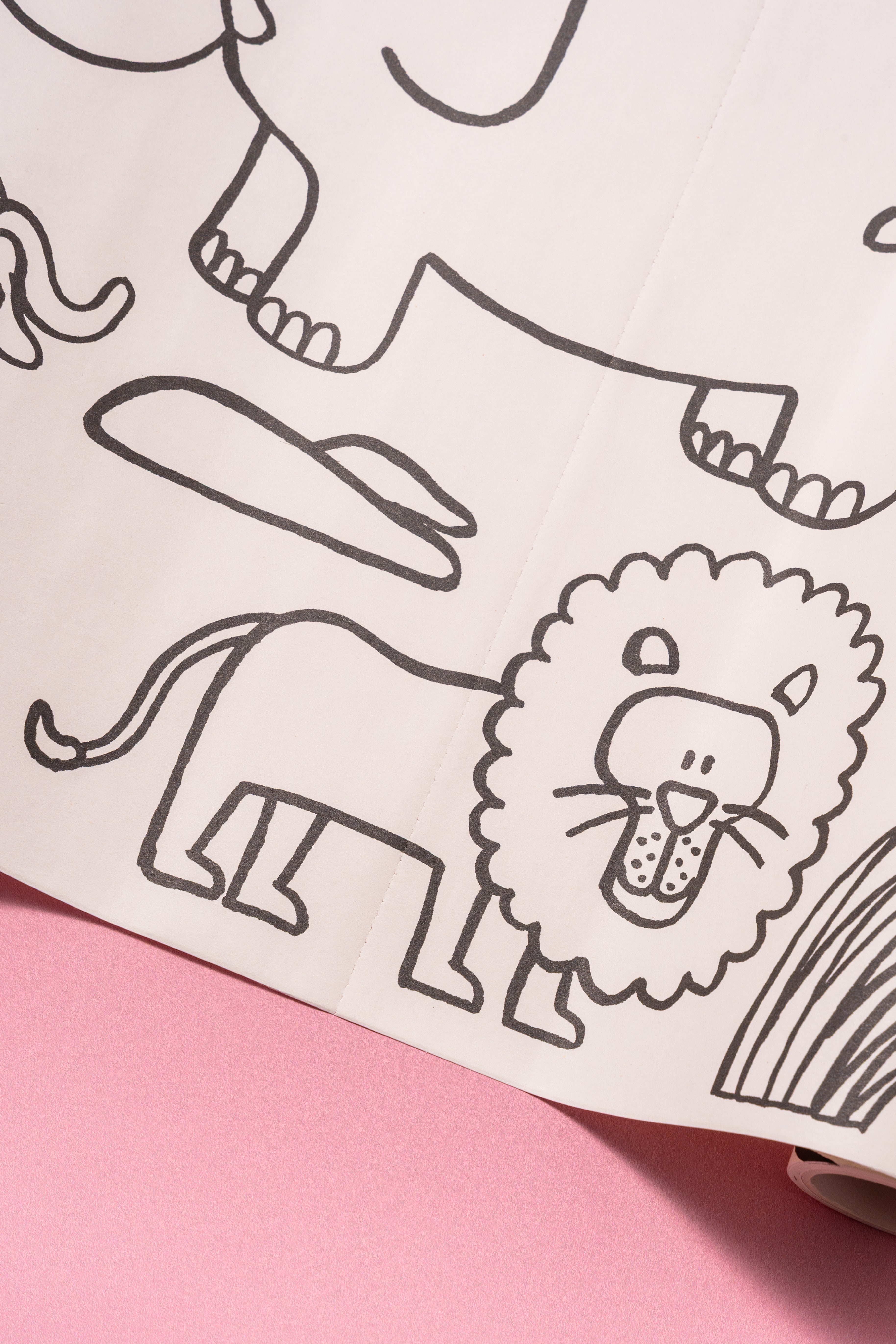 Bazgrolka. Stick & Draw Roll by Piotr Karski – Animals