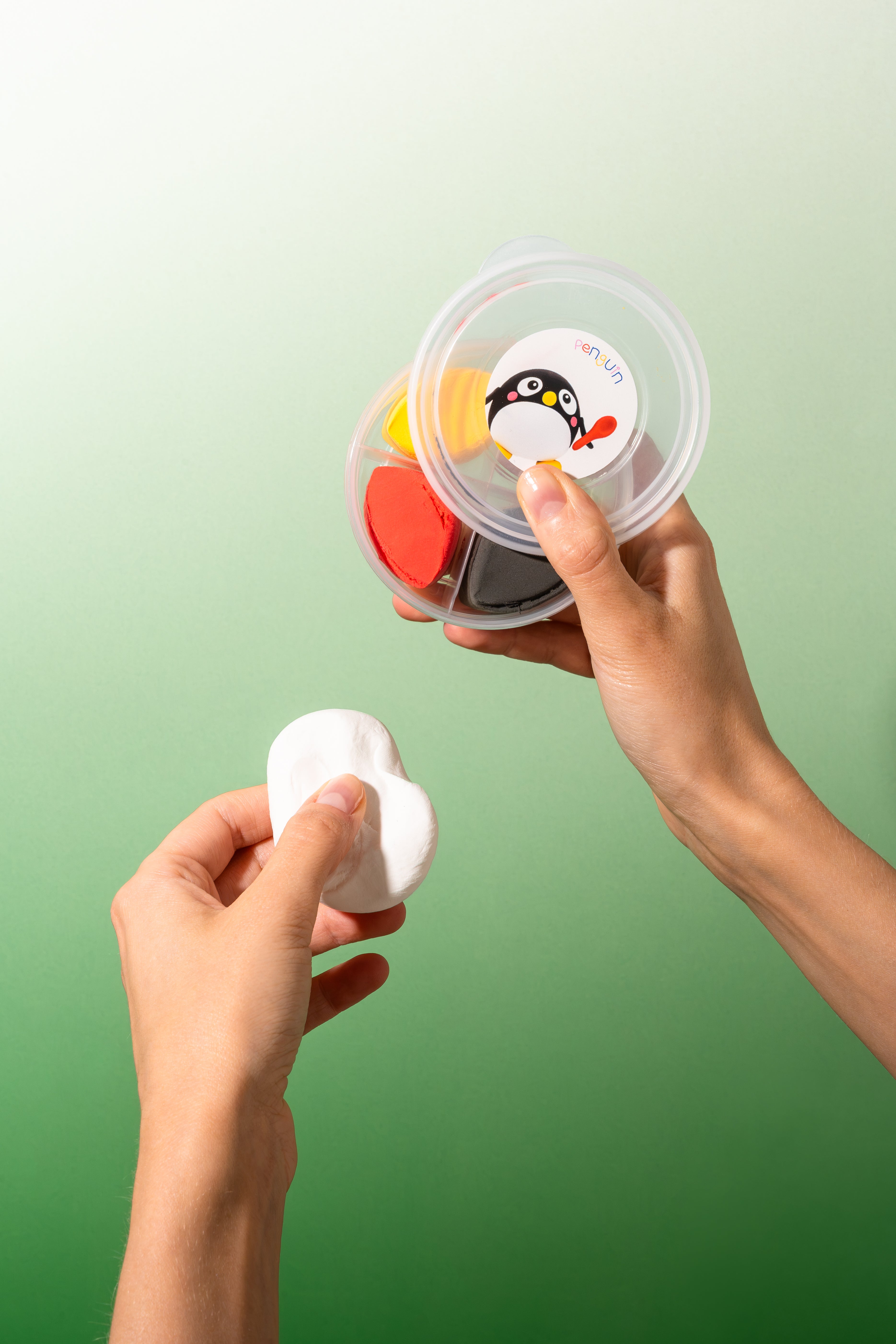 Air Clay – Penguin